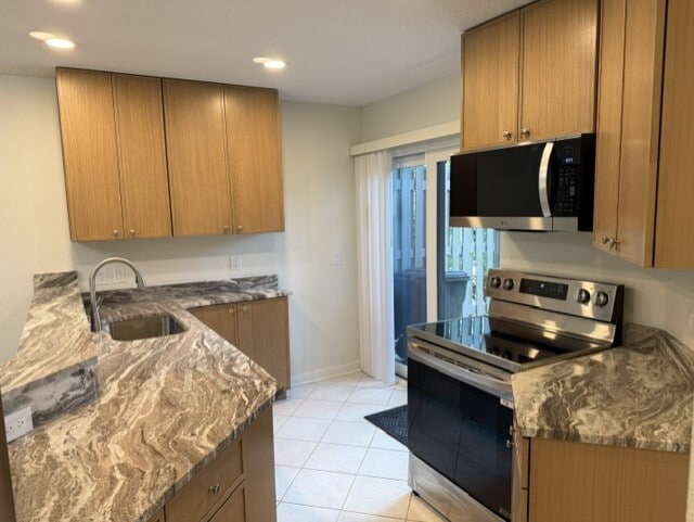 Building Photo - 225 Woods Landing Trl