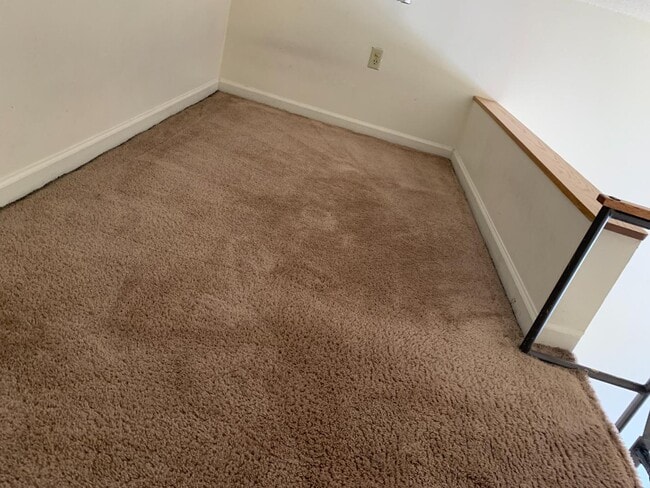 Building Photo - 226 W Michigan Ave