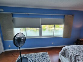 Building Photo - 9381 E Bay Harbor Dr