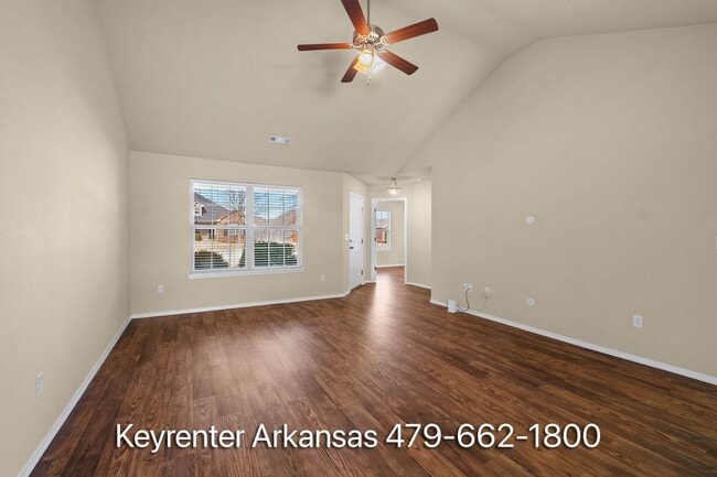 Building Photo - Move-In Ready 4 Bedroom with Gorgeous Natural Light & Spacious Yard in Centerton