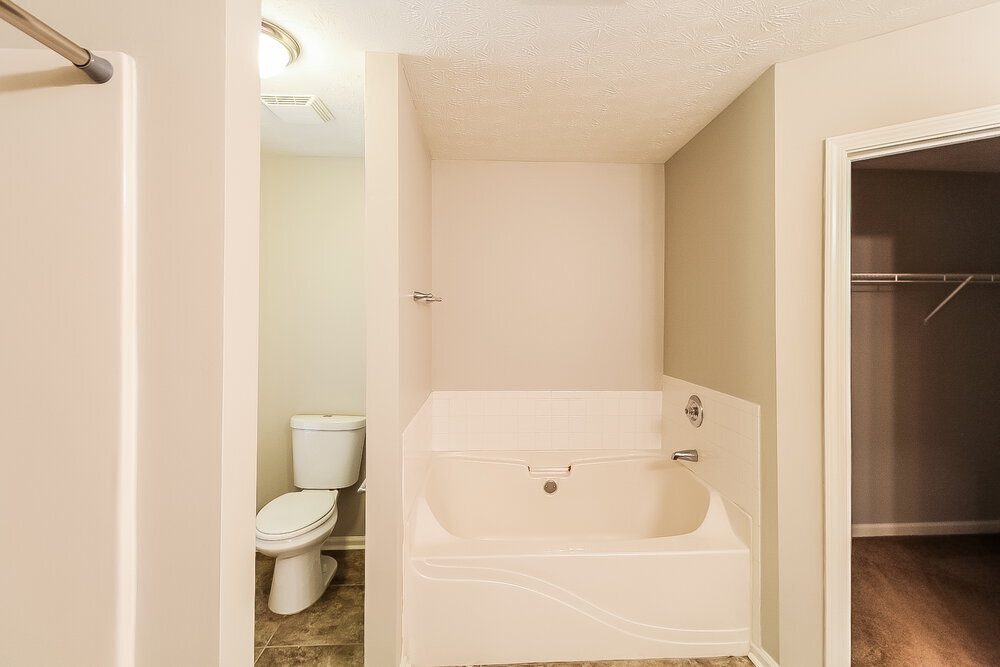 Building Photo - 581 Shadow Valley Ct