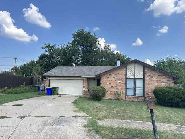 Primary Photo - 7408 Quail Ct