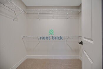 Building Photo - 4 BED & 3.5 SINGLE FAMILY HOUSE FOR RENT