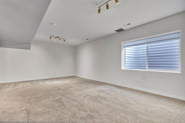 Building Photo - Beautiful Monument Ranch with Finished Basement & Low-Maintenance Living!