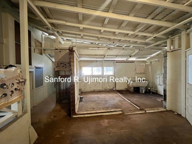 Building Photo - cyp20