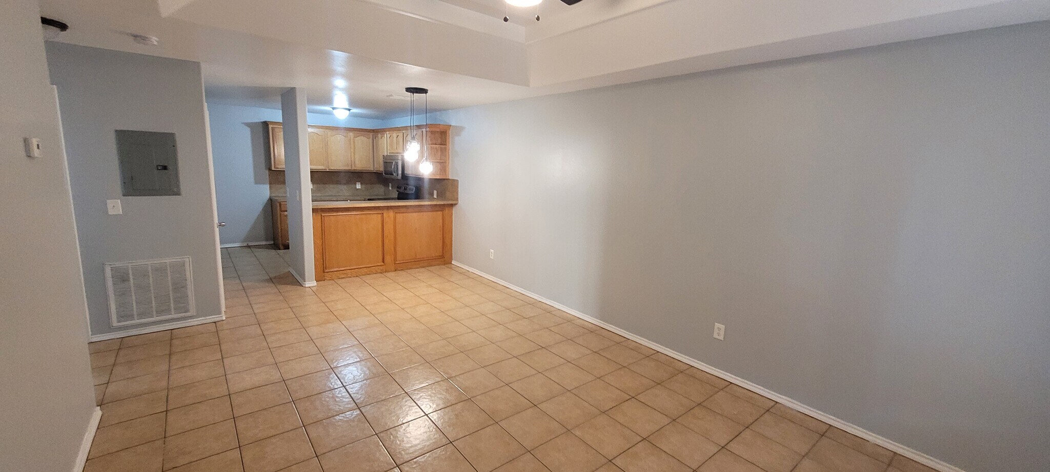 Living room - 1319 Nesmith St