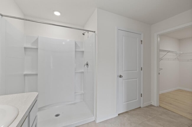Building Photo - Recently Updated One Story - 4BR For Rent