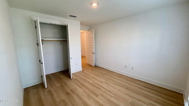 Building Photo - 938 Crystal Byu Blvd