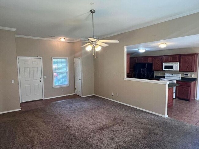 Building Photo - Sale or Lease Home in Tradewinds