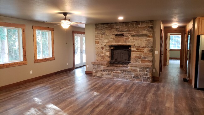 Building Photo - 55 Keenans Wy