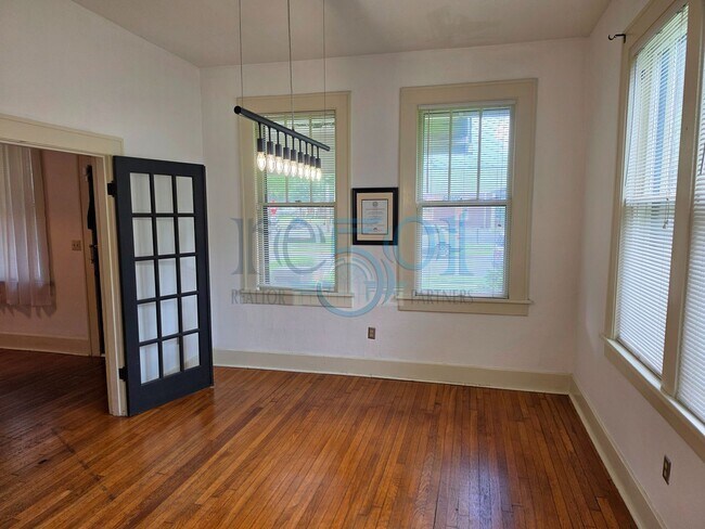 Building Photo - Charming 3BR Home in the Heart of Historic Argenta