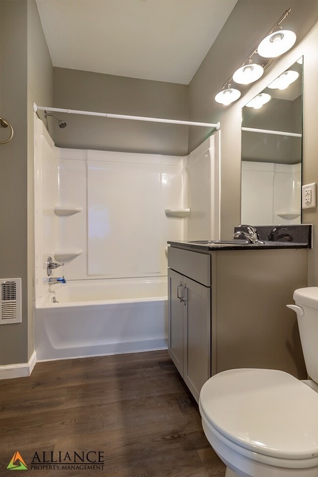 Building Photo - 917 Kearney St