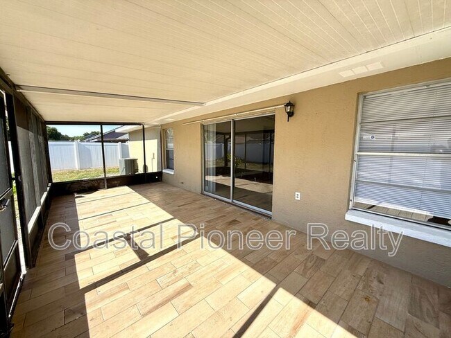 Building Photo - 7048 Hollowell Dr