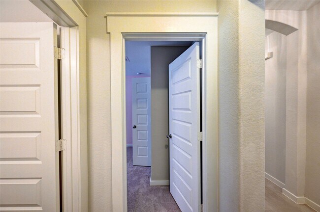 Building Photo - 31702 Casa Linda Dr