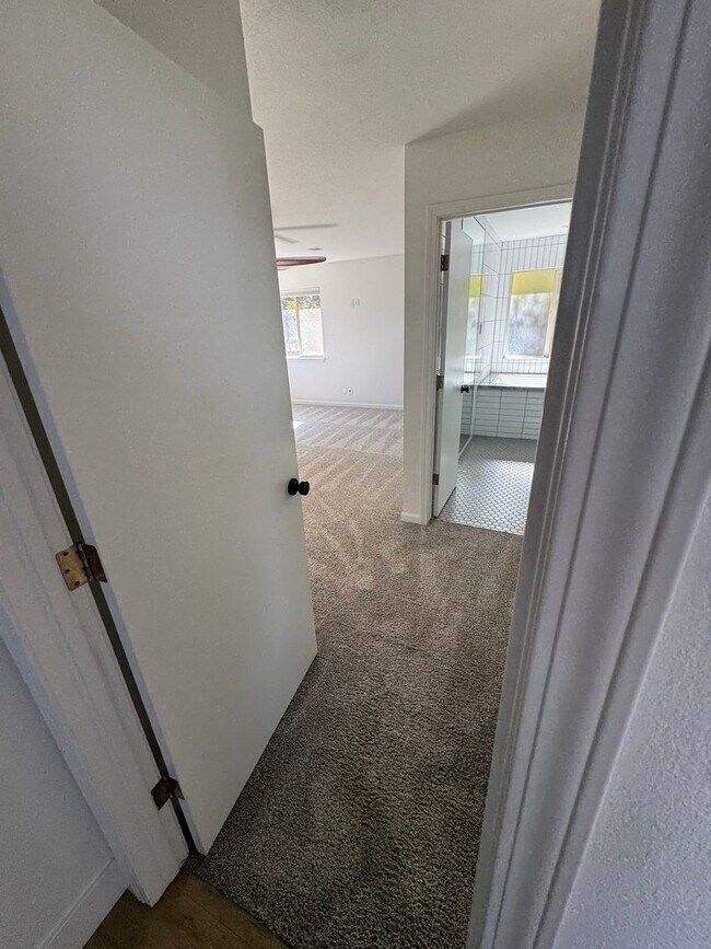 Building Photo - Beautiful Fieldcreek Ranch Exclusive Home