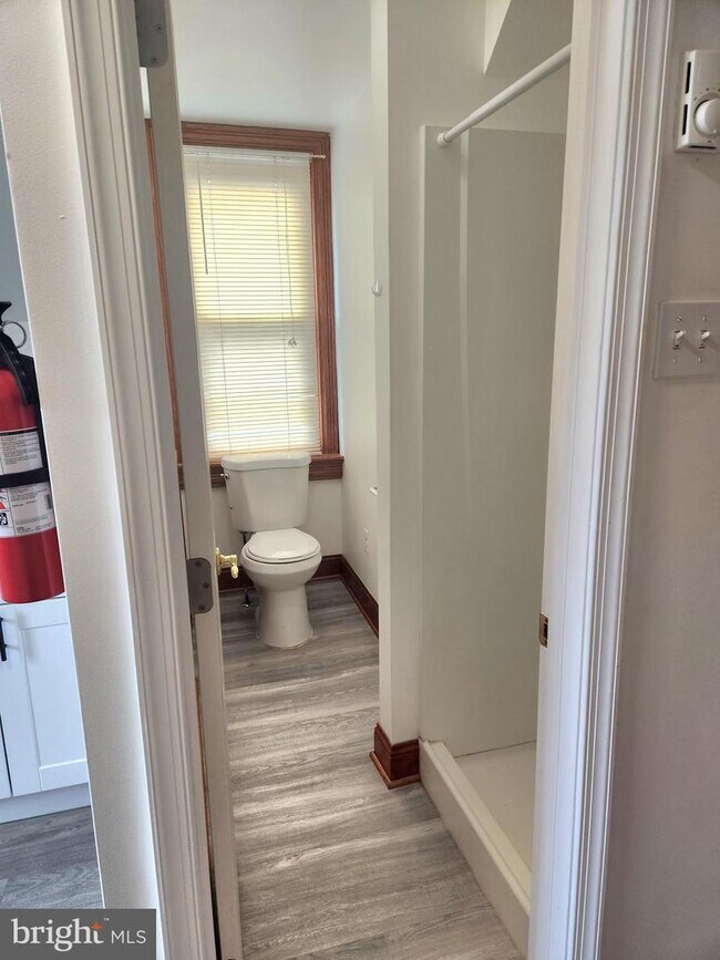 Building Photo - 153 2nd Ave