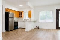 Building Photo - 785 NW 96th St