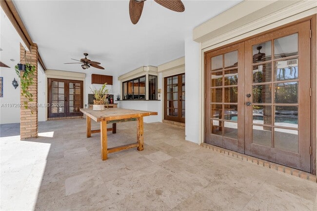 Building Photo - 15305 SW 74th Ct