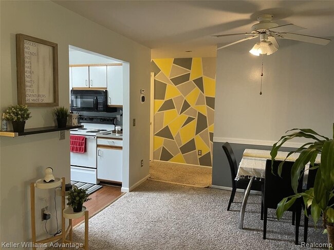 Building Photo - 42595 Lilley Pointe Dr