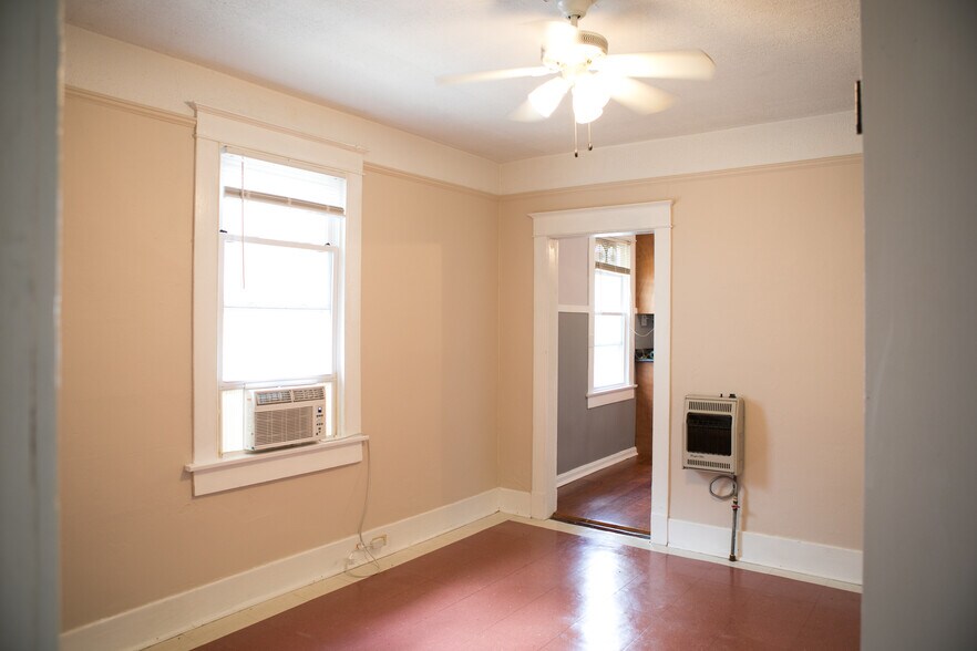 Building Photo - 502 Passera Ct