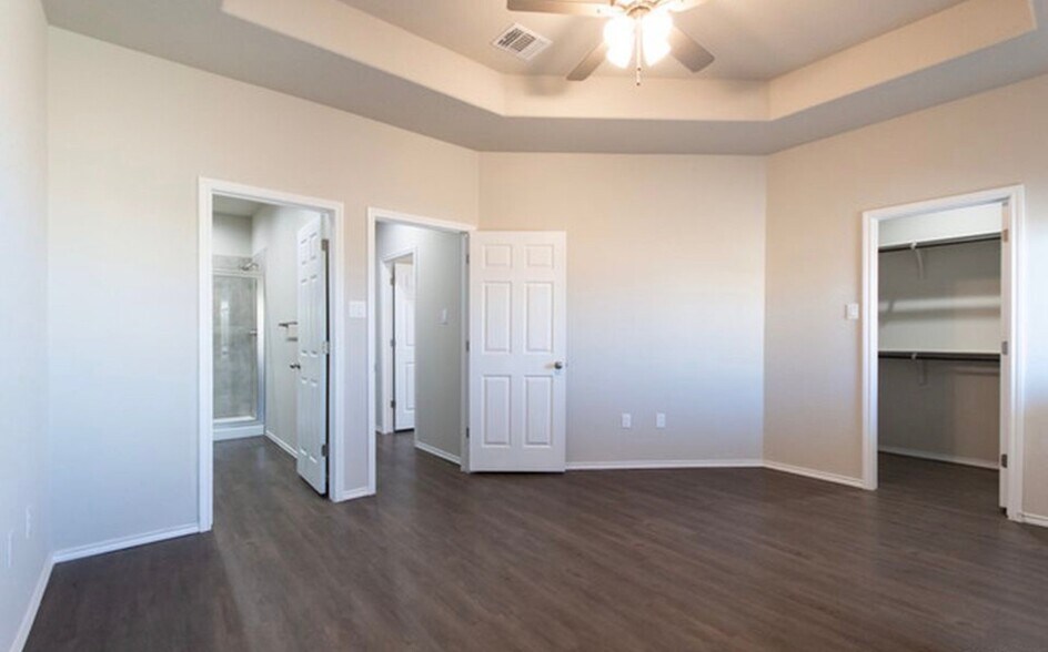 Building Photo - 617 Grayson Ln