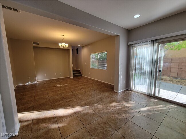 Building Photo - 10668 Moss Lake St