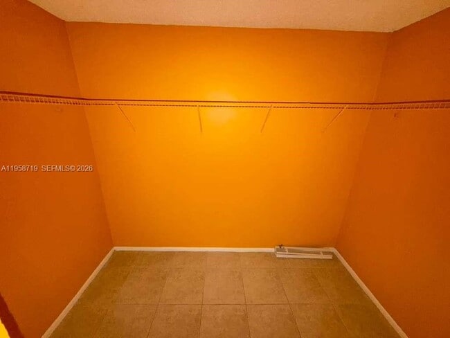 Building Photo - 4848 NW 24th Ct