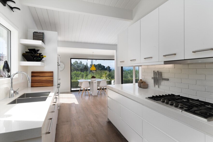 Building Photo - 15355 Stonewood Ter