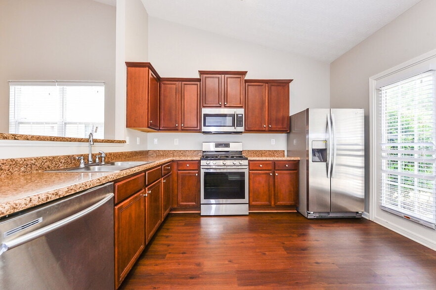 Building Photo - 1317 Winwood Dr