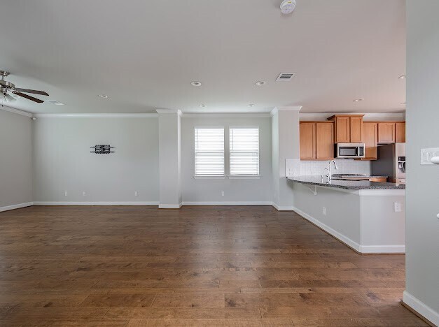 Building Photo - 1903 Kirby Landing Dr