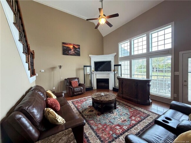 Building Photo - 115 Dairy Ct