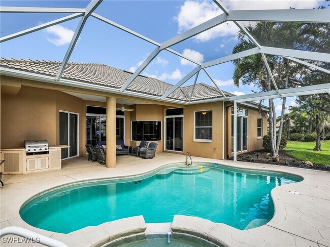 Building Photo - 8845 Lely Island Cir