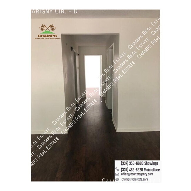 Building Photo - 114 Marigny Cir