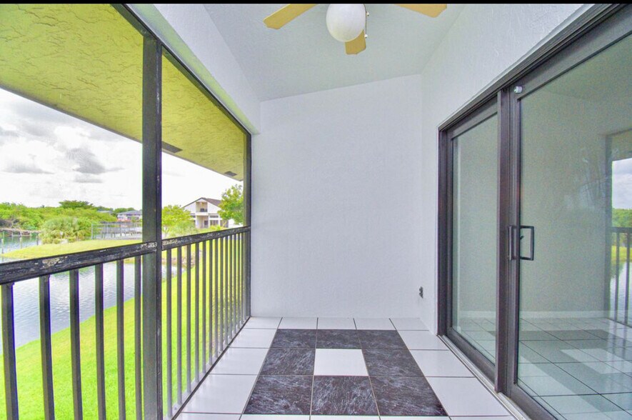 Building Photo - 3100 NW 46th St