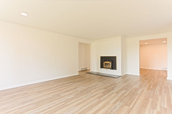 Building Photo - 7925 Otto St