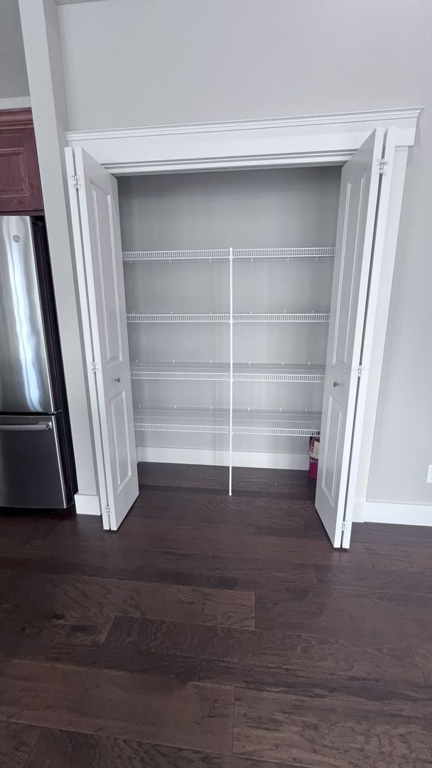 Building Photo - Beautiful Eagle Ridge Home -  $500 off mov...