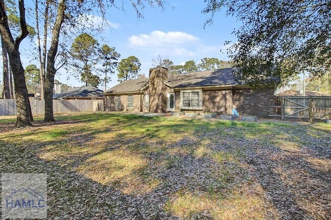 Building Photo - 412 Arlington Dr