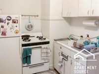 Building Photo - 436 W Surf St