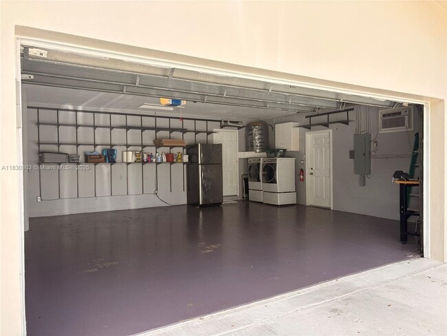 Building Photo - 7940 SW 139th Ter