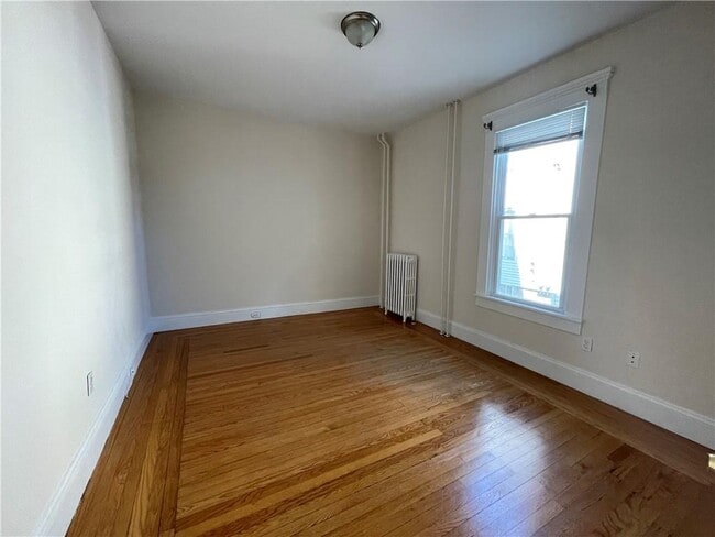 Building Photo - 26 Ayrault St