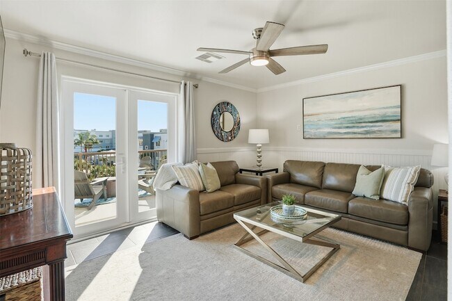 Building Photo - 9520 Seawall Blvd