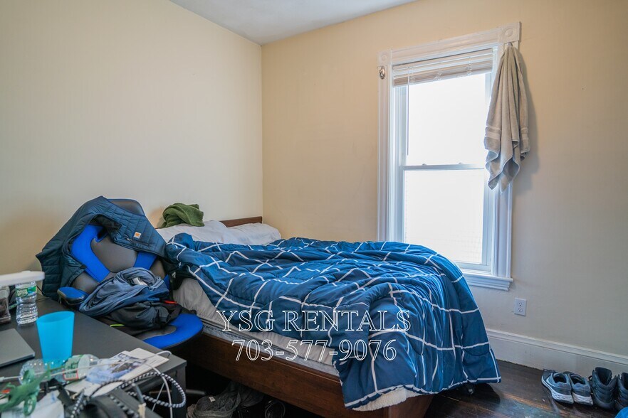 Building Photo - 85 Auckland St