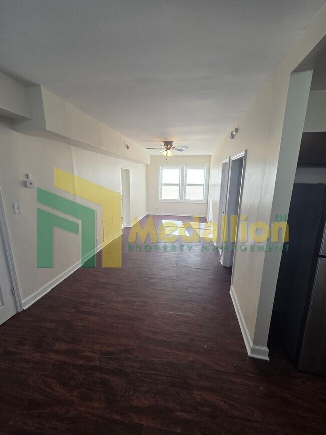 Building Photo - Updated 4-Bedroom Home on a Quiet Block