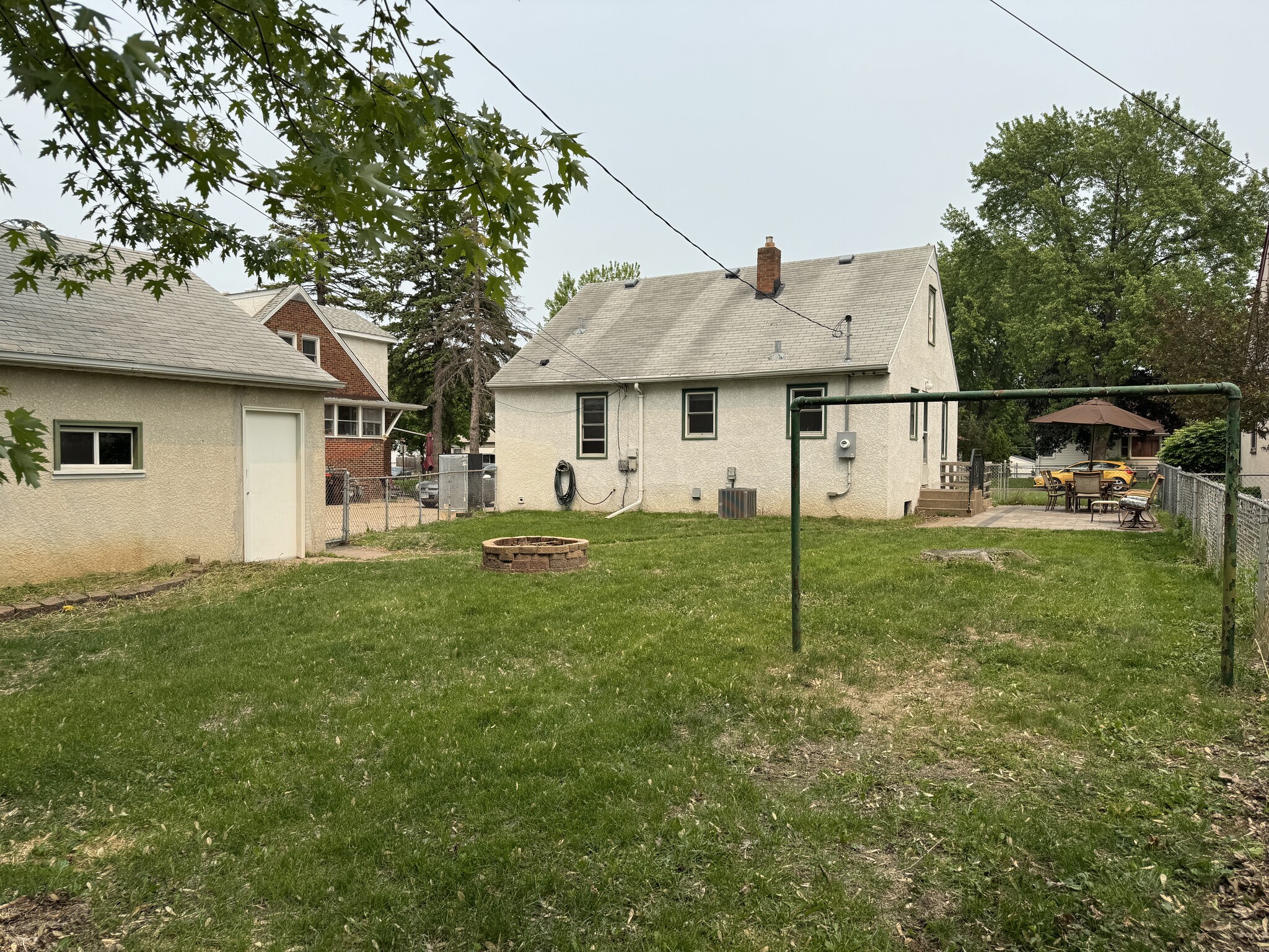Building Photo - 314 12th Ave S