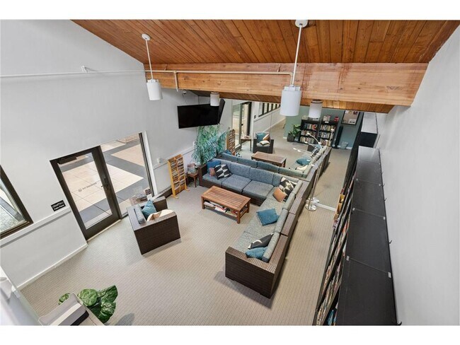 Building Photo - 20 NE 2nd St