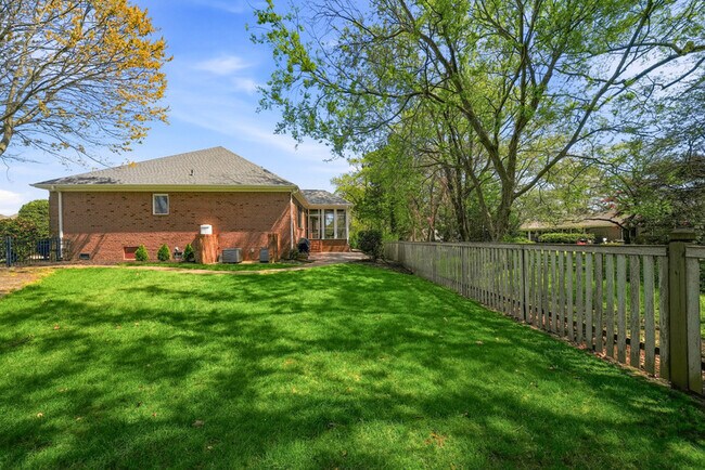 Building Photo - 4013 Lambs Creek Ct