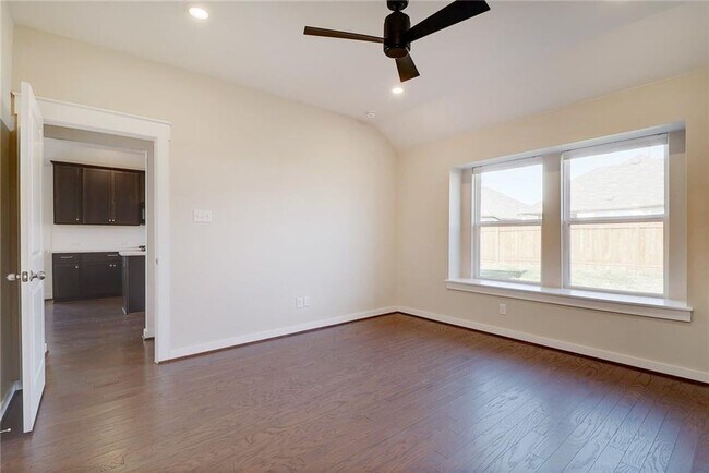 Building Photo - 17118 Alturas Ave
