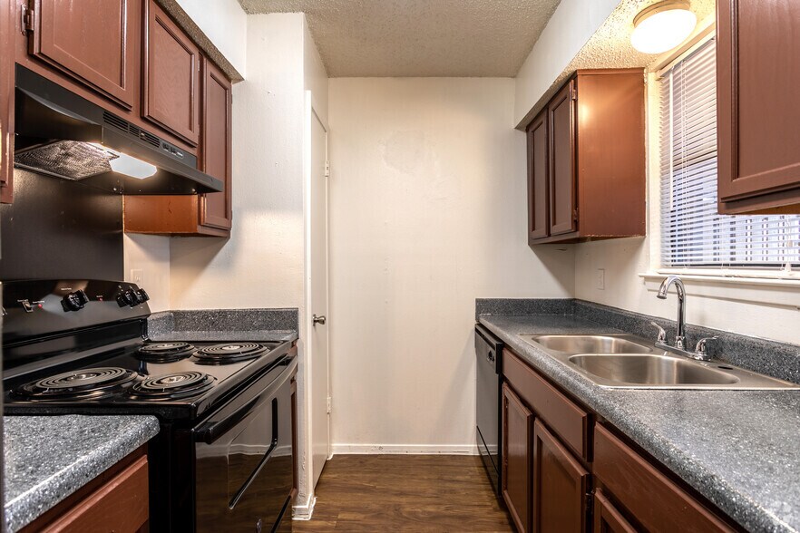 Tri Pointe Square 4049 Samuell Blvd Mesquite TX 75149 Apartment Finder