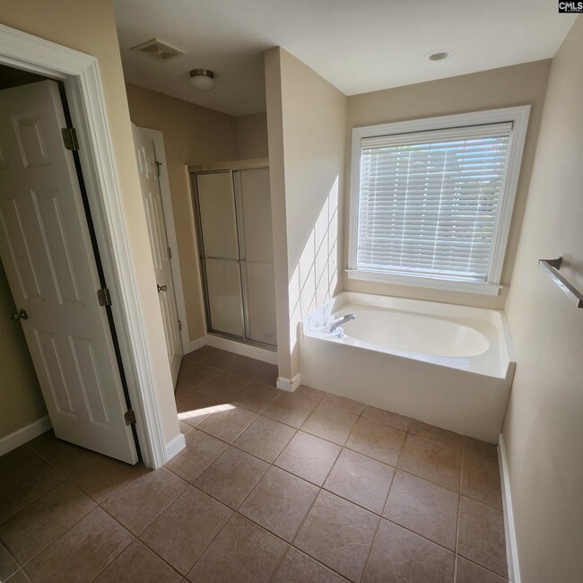Building Photo - 118 Coopers Pond Dr