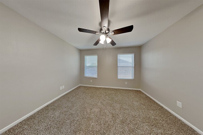 Building Photo - 5047 Lamppost Hill Ct